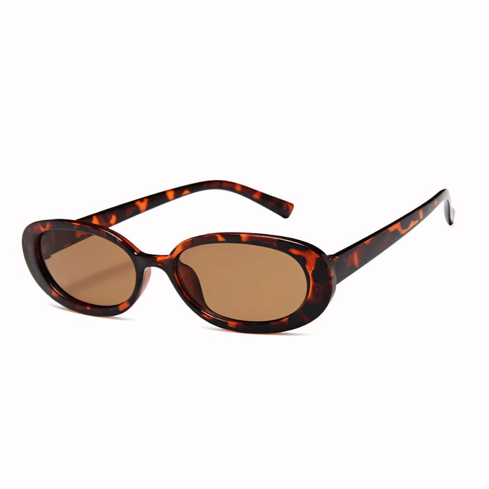 Cat-eye acetate sunglasses with black frame and black lenses, side angle — HARO Forte dei Marmi